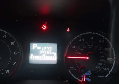 2019 Subaru Crosstrek 2.0I Premium z USA, uszkodzony, nr VIN JF2GTADC5K8210633